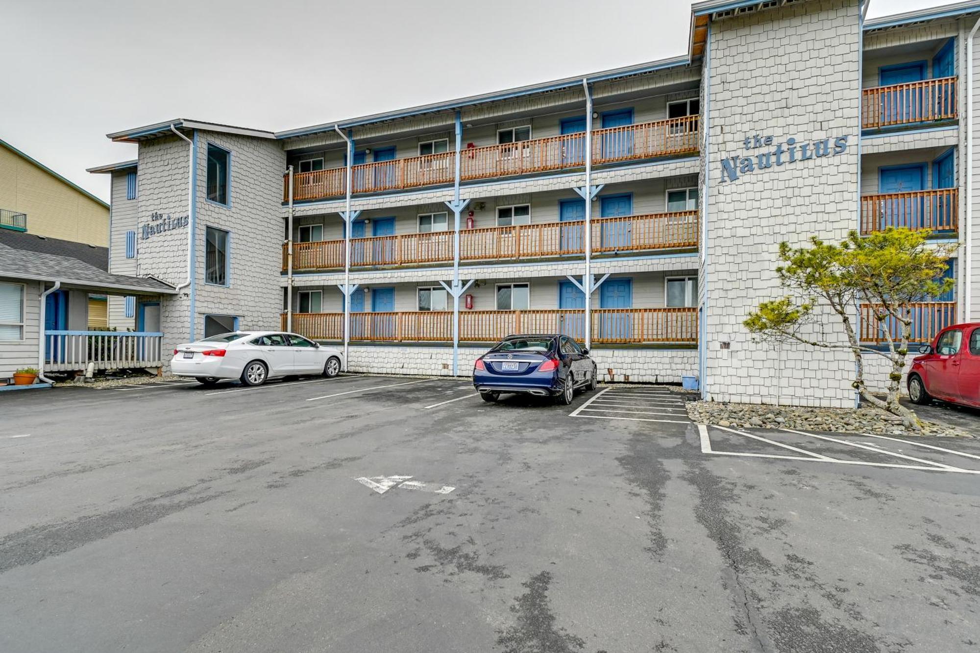 Ocean Shores Condo With Balcony Less Than 1 Mi To Beach! Exteriör bild