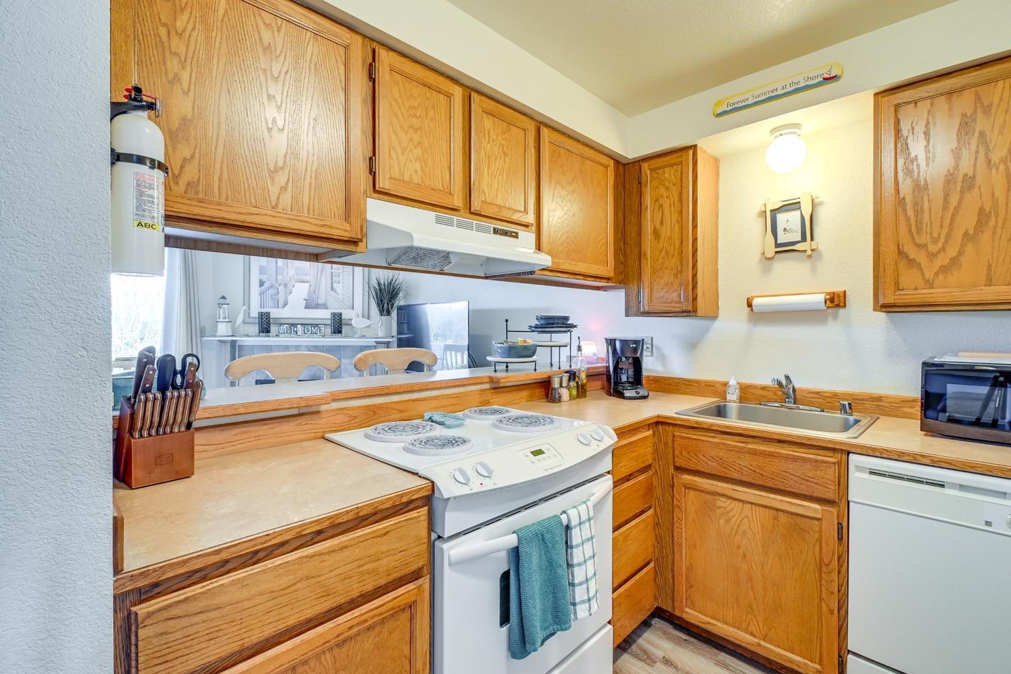 Ocean Shores Condo With Balcony Less Than 1 Mi To Beach! Exteriör bild