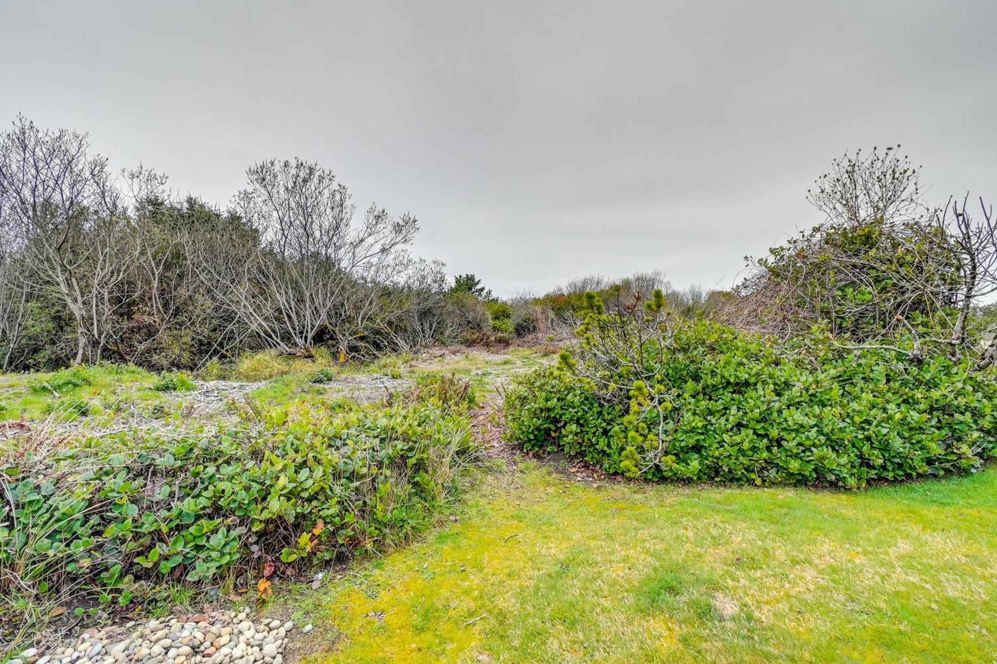 Ocean Shores Condo With Balcony Less Than 1 Mi To Beach! Exteriör bild